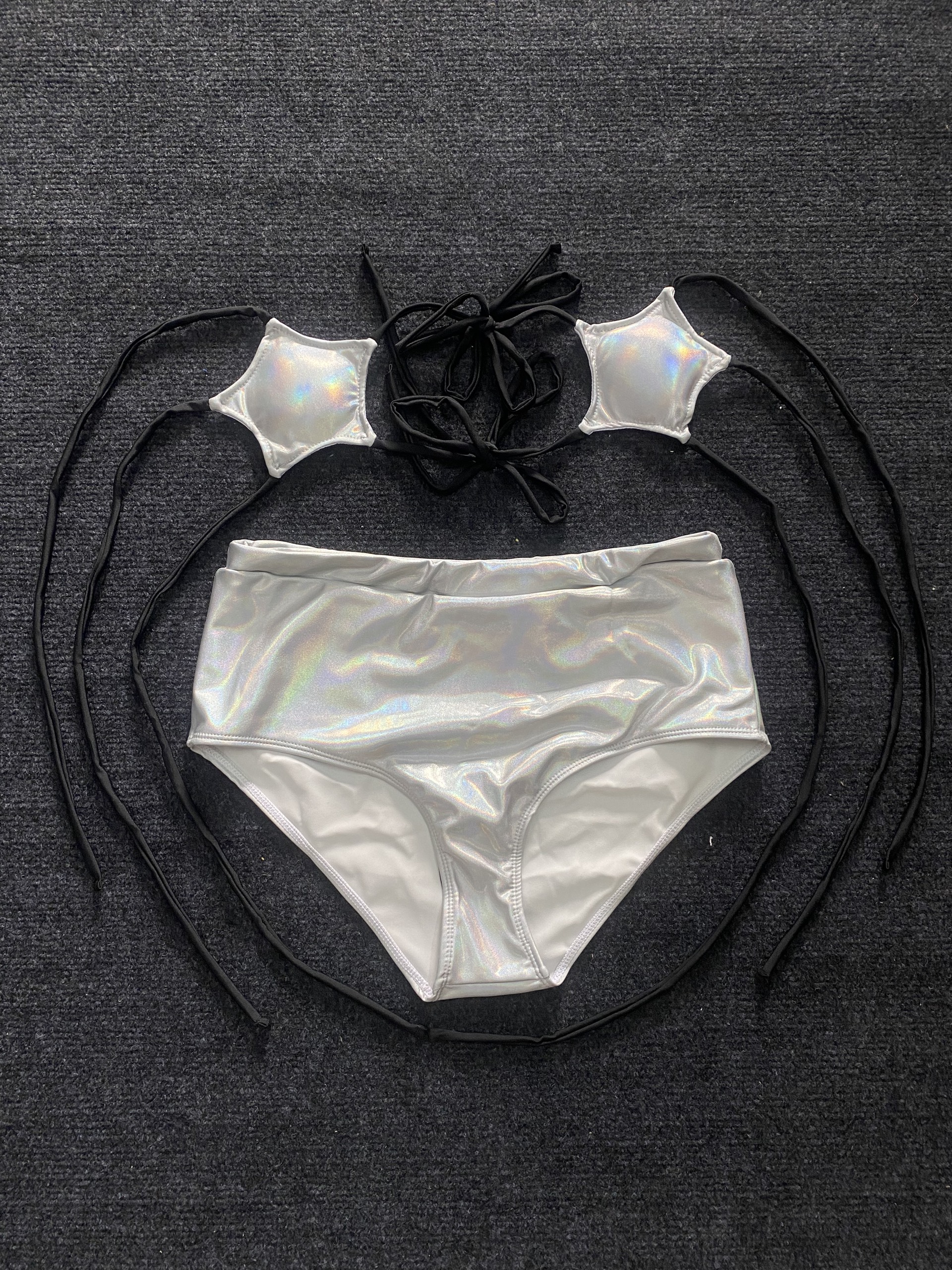 Đồ đi diễn màu bạc áo hình ngôi sao