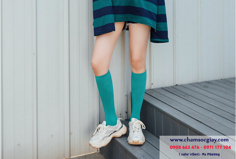 Vớ trơn màu xanh nước hồ dưới gối hiện đại TAT3110