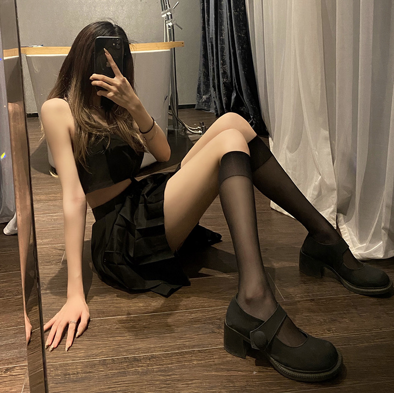 Tất vớ nữ CHẤT LỤA mỏng 3 màu ĐEN/ TRẮNG/ DA cổ cao dưới gối THỜI TRANG- HIỆN ĐẠI- ĐỘC ĐÁO TAT70